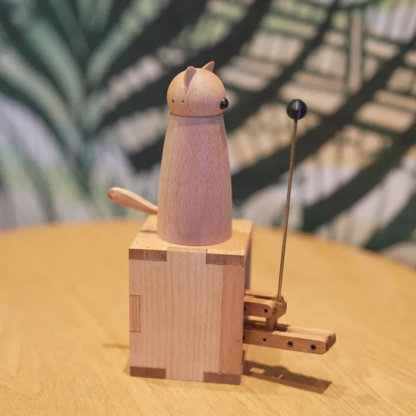 主图2 Cute Interactive Wooden Cat Automaton