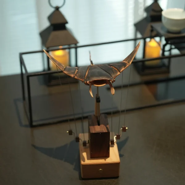 wooden manta ray automaton