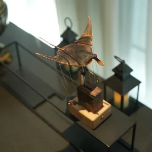 wooden manta ray automaton